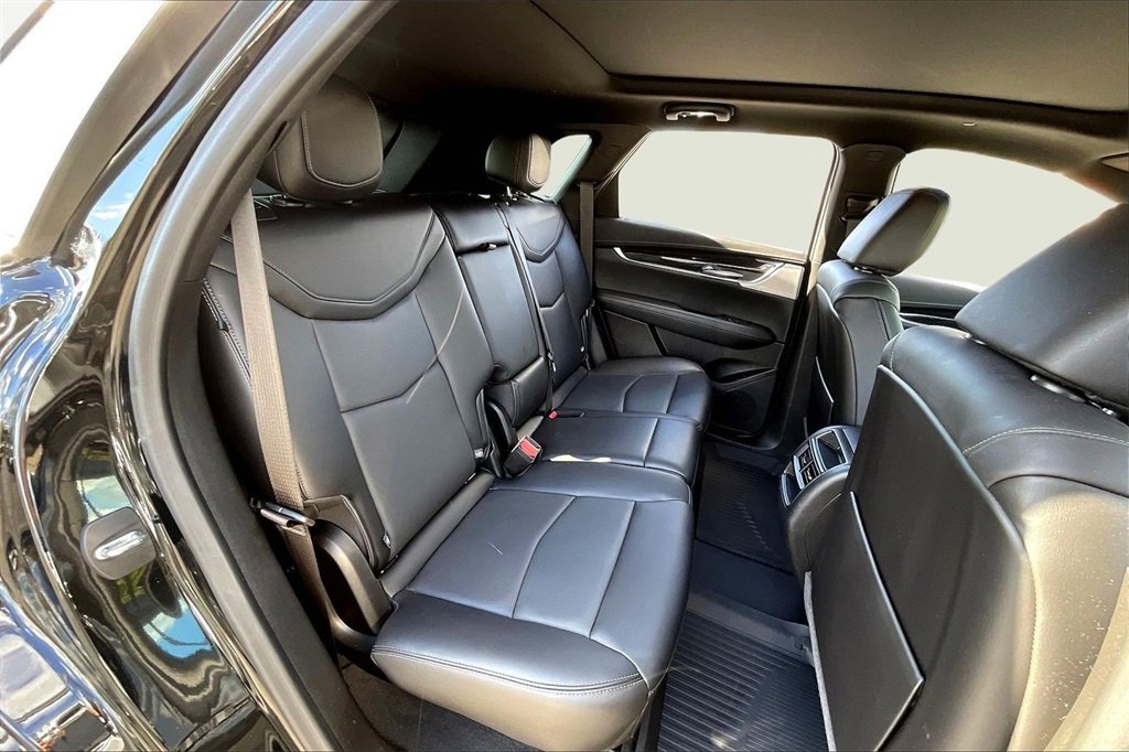 Used 2022 Cadillac XT5 Premium Luxury w/ LPO, Floor Liner Package image 26