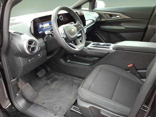 Used 2025 Chevrolet Equinox EV LT image 11