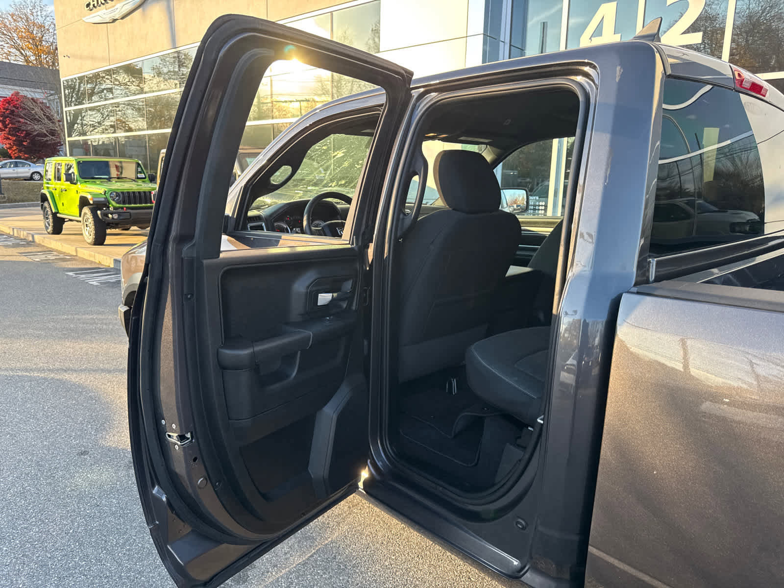 Used 2022 RAM 1500 Classic Warlock w/ Electronics Group image 28