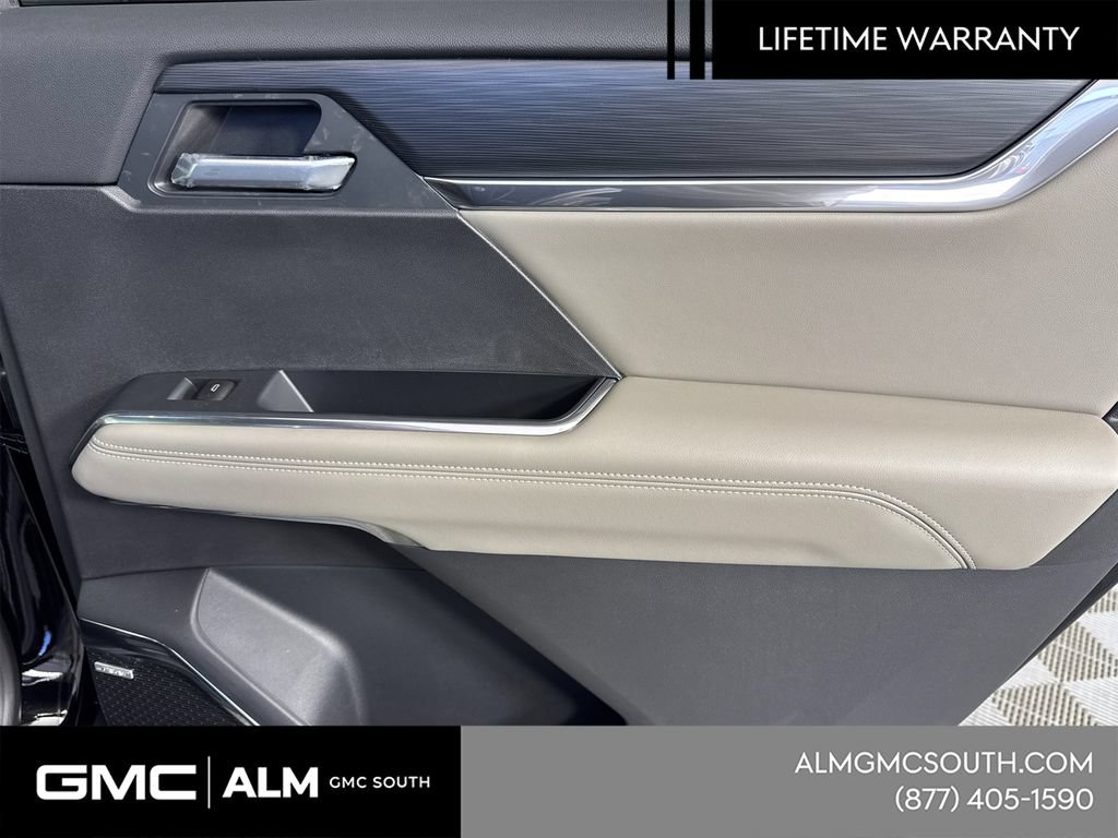 New 2026 GMC Acadia Elevation w/ Black Edition FWD image 18