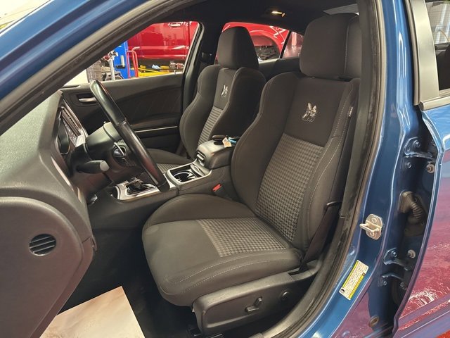 Used 2022 Dodge Charger Scat Pack image 2