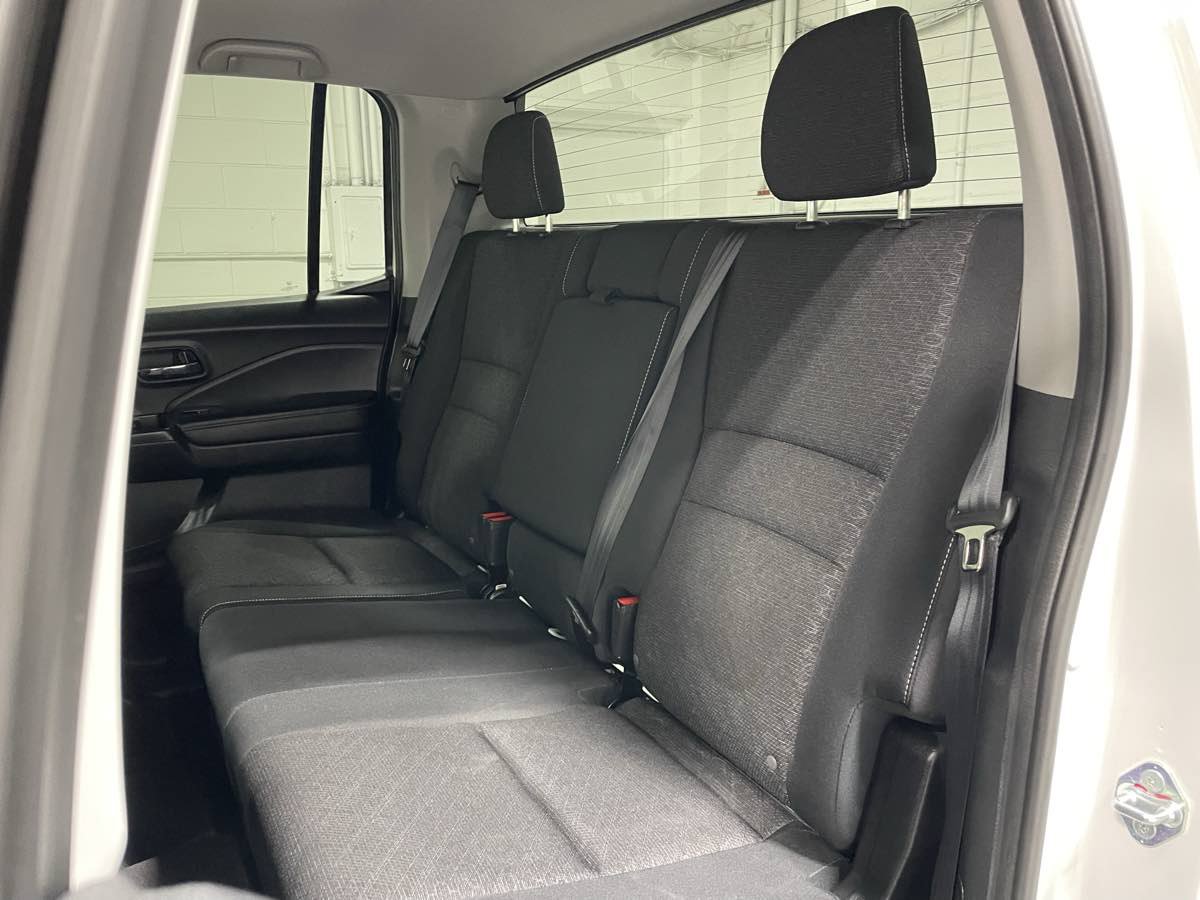 Used 2024 Honda Ridgeline Sport image 17