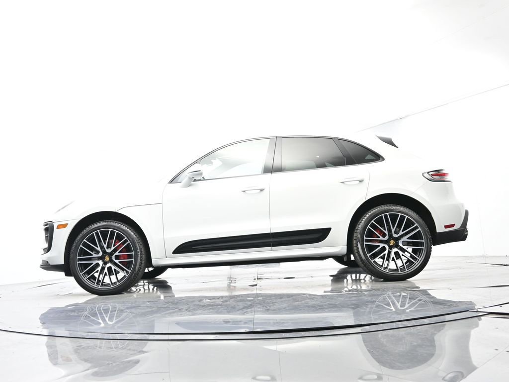 Certified 2023 Porsche Macan S AWD/4WD image 49