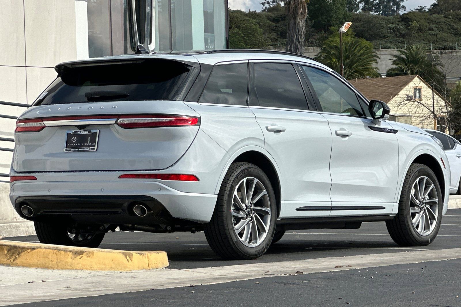 New 2026 Lincoln Corsair Grand Touring image 3