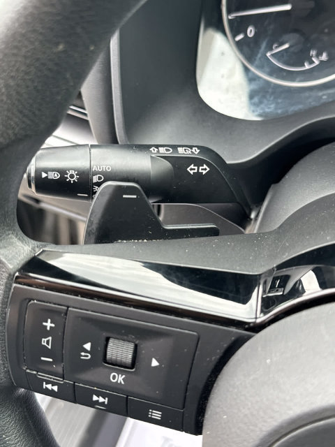 Used 2021 Nissan Rogue SV AWD/4WD image 23