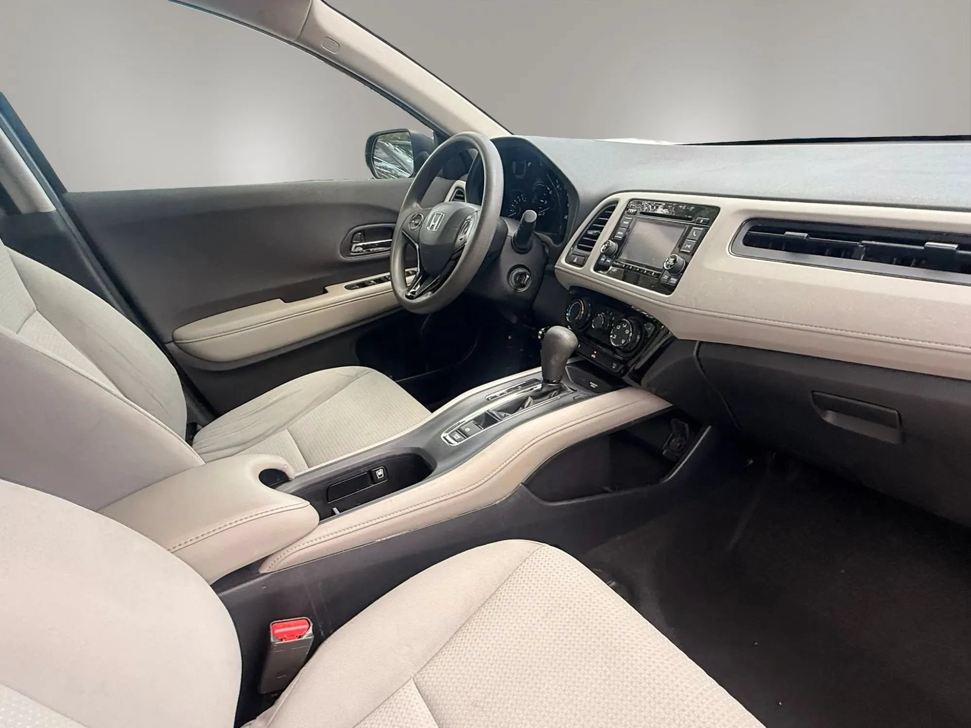 Used 2019 Honda HR-V LX image 16