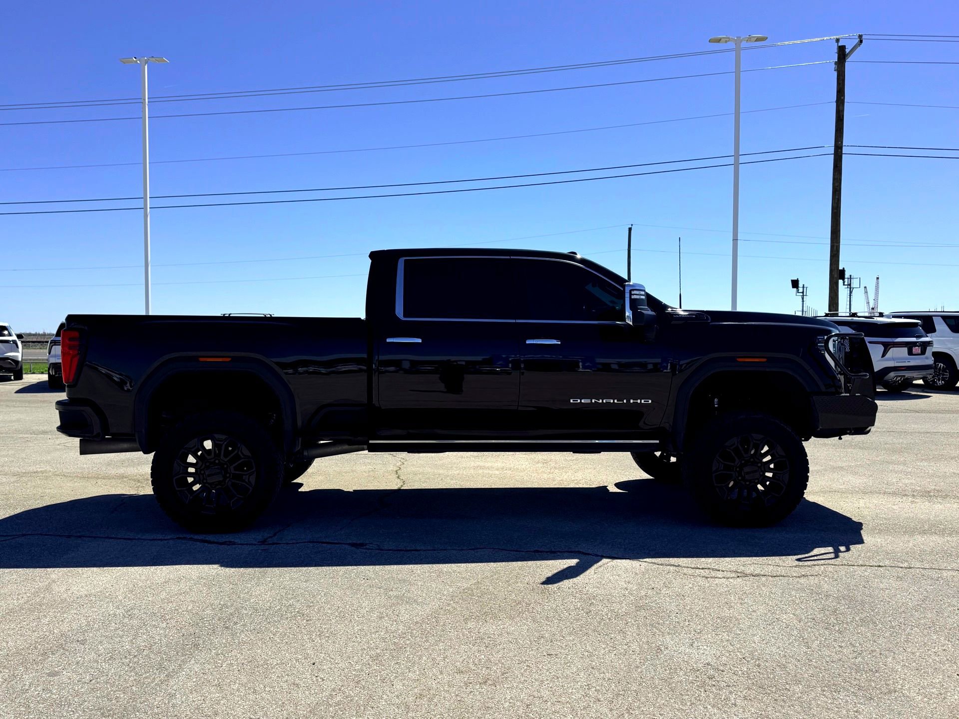 Used 2024 GMC Sierra 2500 Denali Ultimate image 6