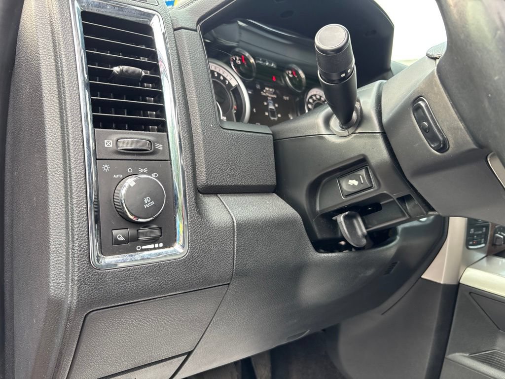 Used 2017 RAM 1500 Laramie w/ Convenience Group AWD/4WD image 24