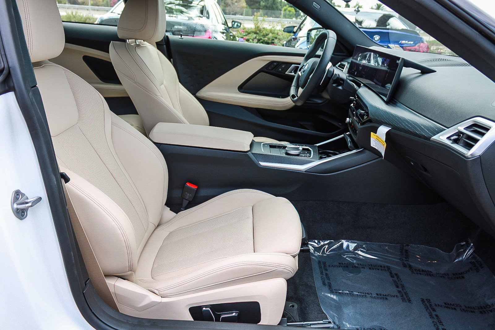Used 2026 BMW 230i Coupe w/ Convenience Package RWD image 16