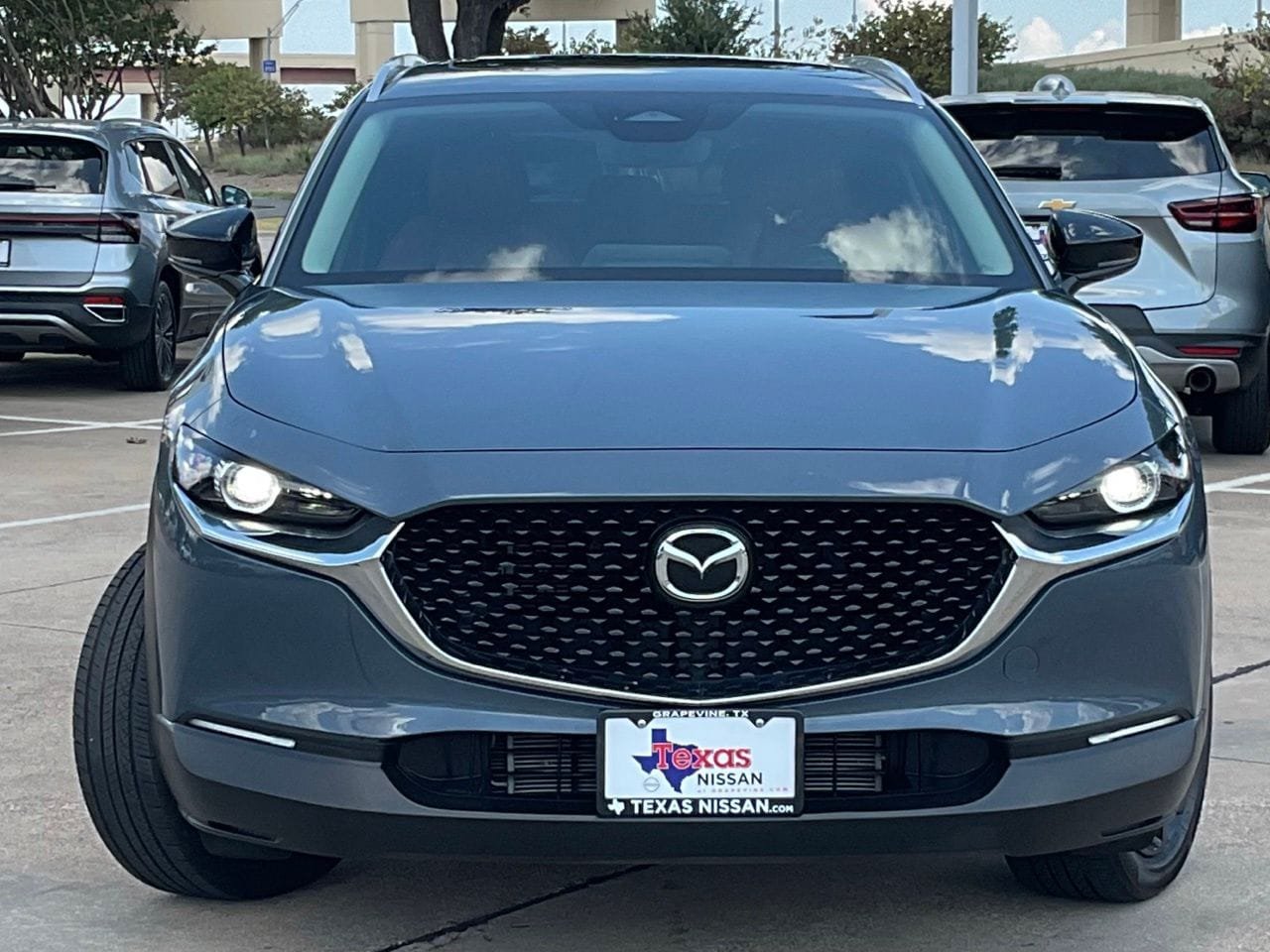 Used 2025 MAZDA CX-30 AWD 2.5 S w/ Preferred Package image 2