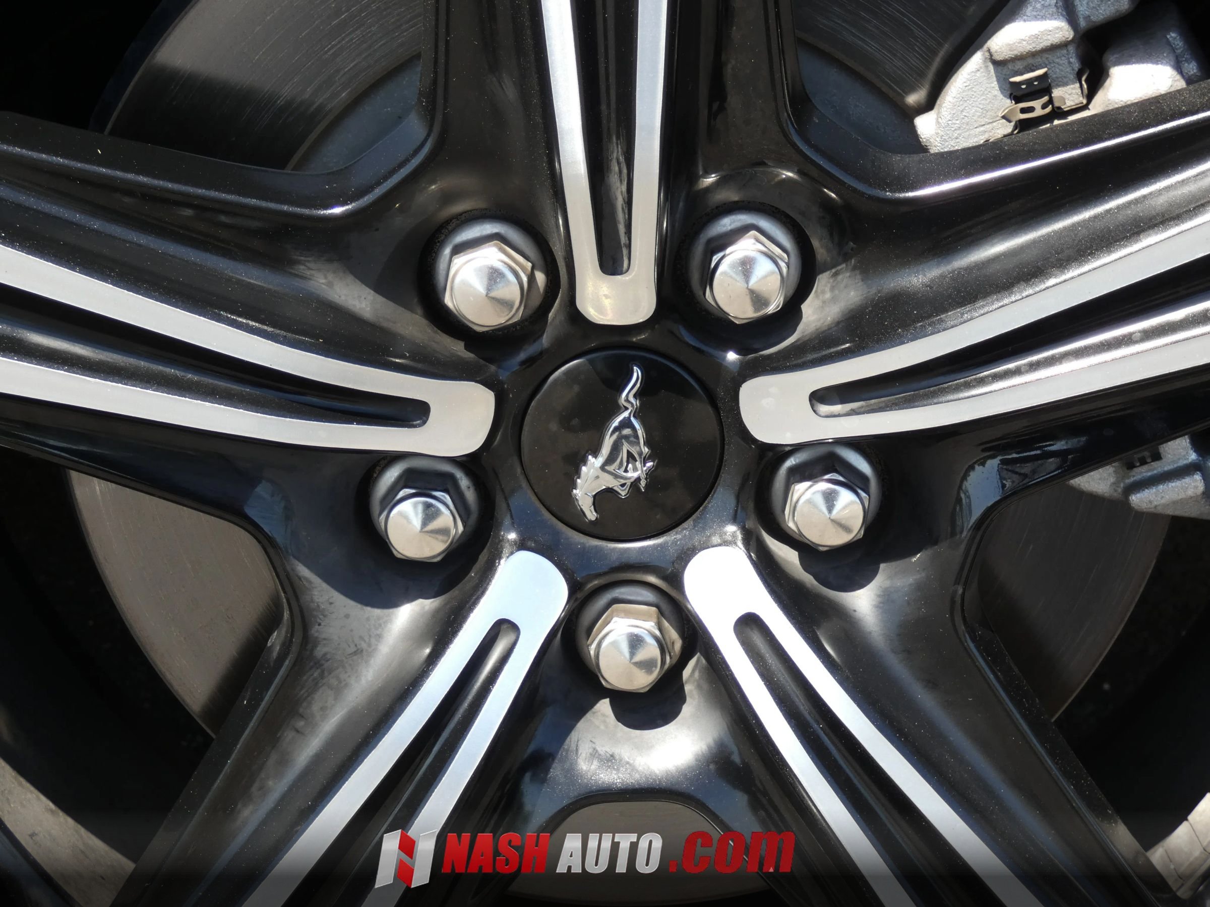 Used 2024 Ford Mustang Convertible RWD image 21