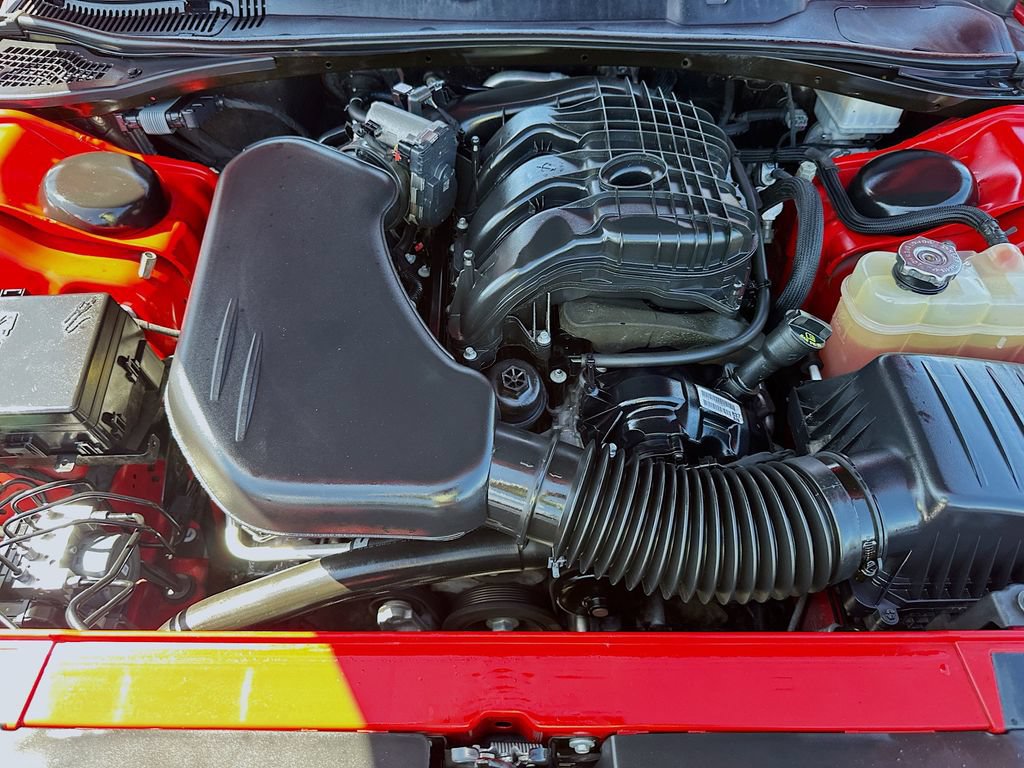 Used 2023 Dodge Challenger SXT RWD image 28