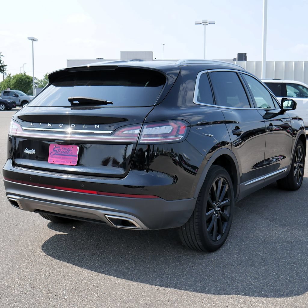 Used 2023 Lincoln Nautilus Reserve w/ Monochromatic Package AWD/4WD image 11