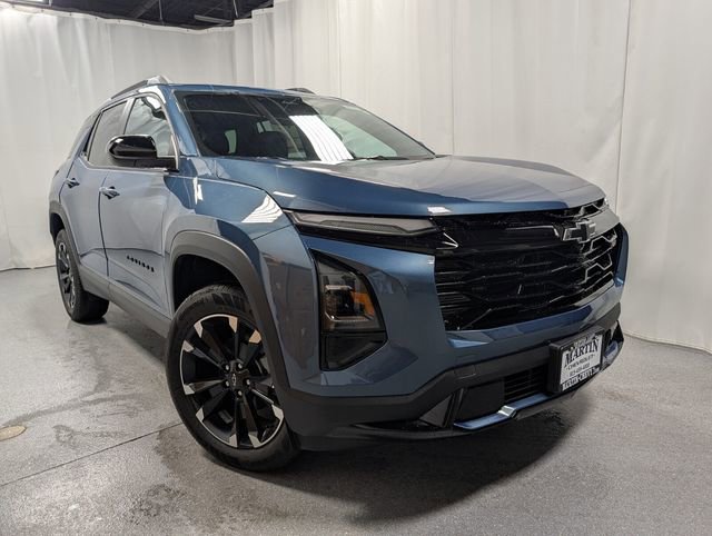 New 2026 Chevrolet Equinox RS AWD/4WD image 2
