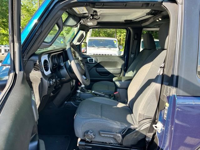 Certified 2025 Jeep Wrangler Sport AWD/4WD image 14