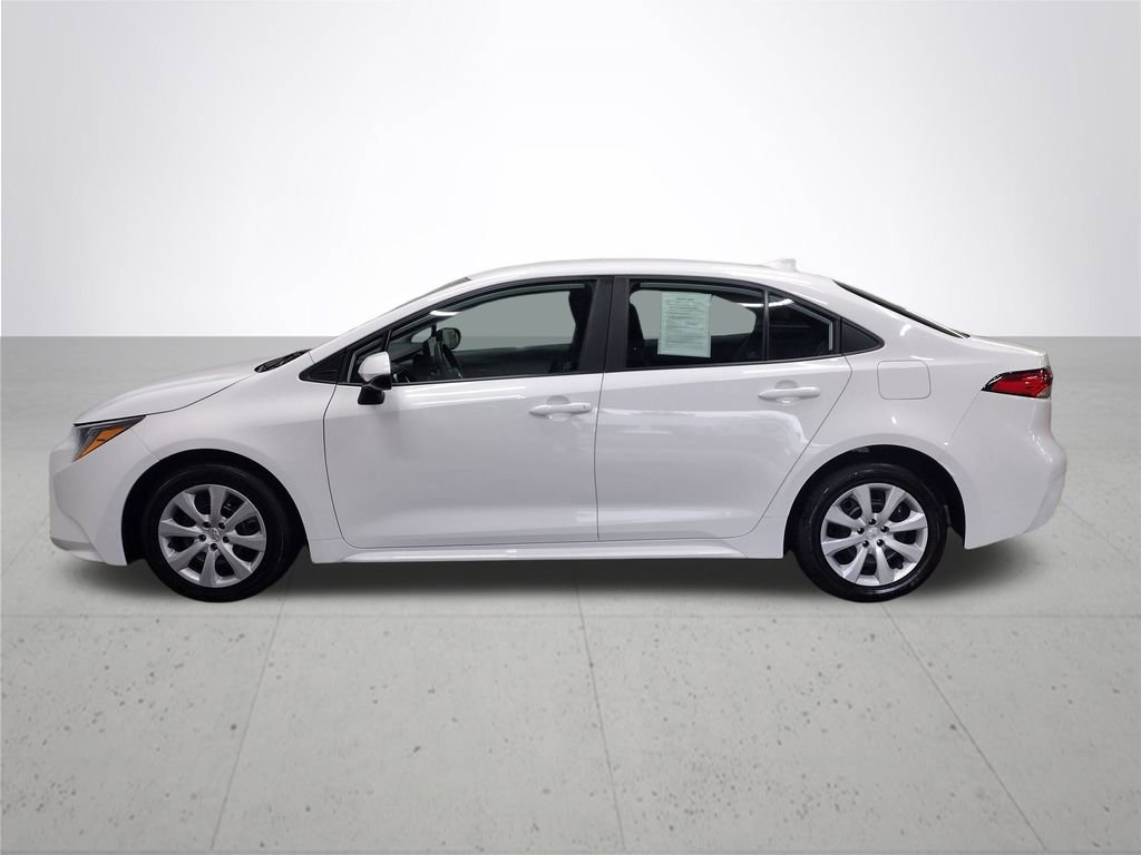 Used 2023 Toyota Corolla LE image 10