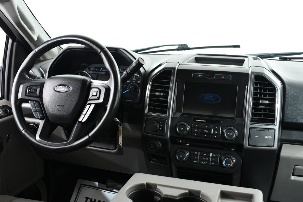 Used 2017 Ford F150 XLT w/ Equipment Group 302A Luxury AWD/4WD image 8