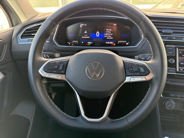 Certified 2024 Volkswagen Tiguan S image 30