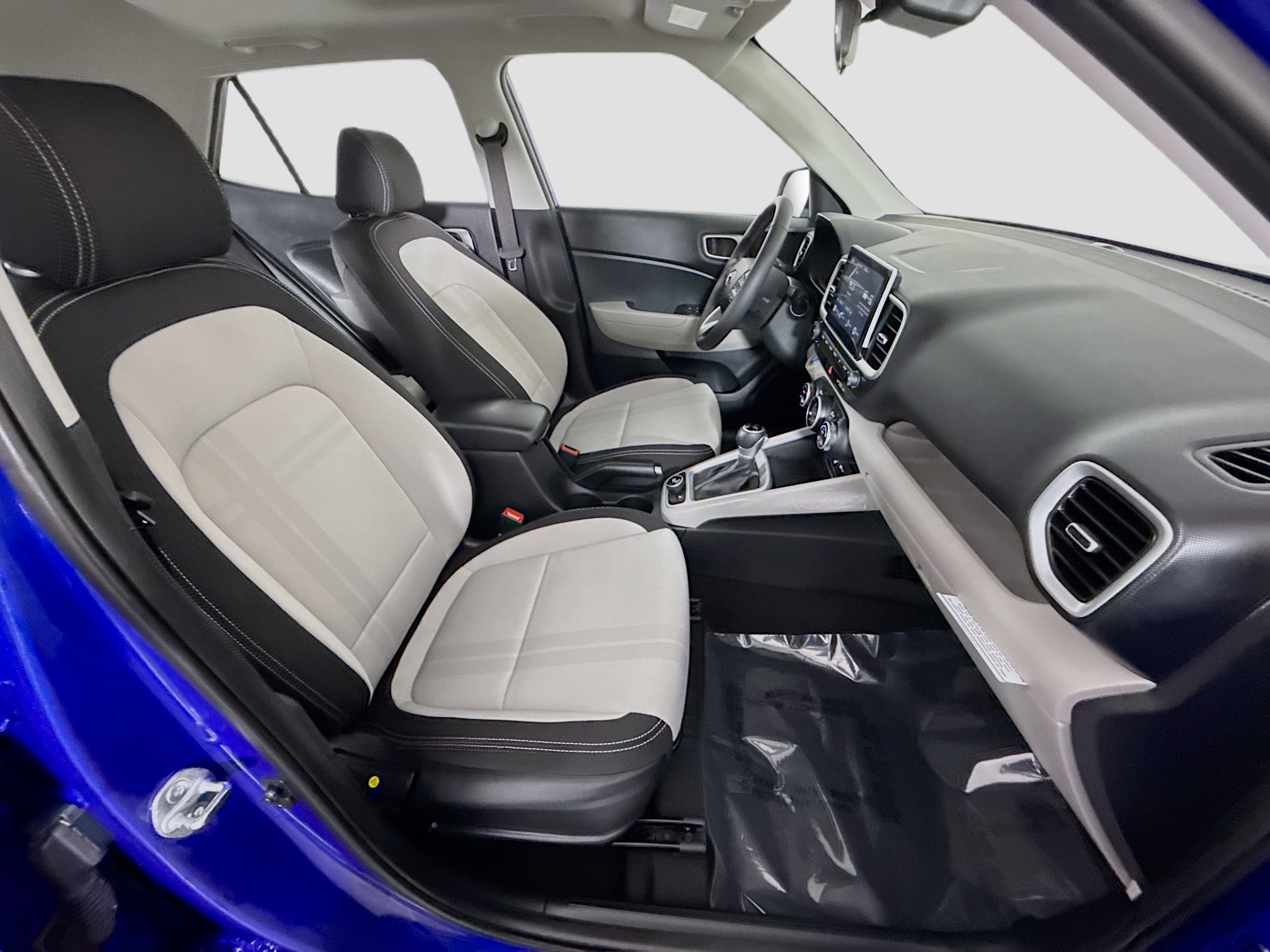 Used 2026 Hyundai Venue SEL image 29