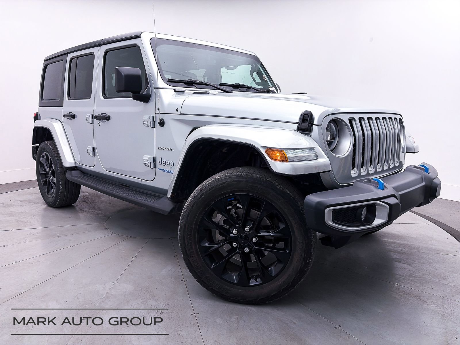 Used 2022 Jeep Wrangler Unlimited Sahara w/ Cold Weather Group video 1