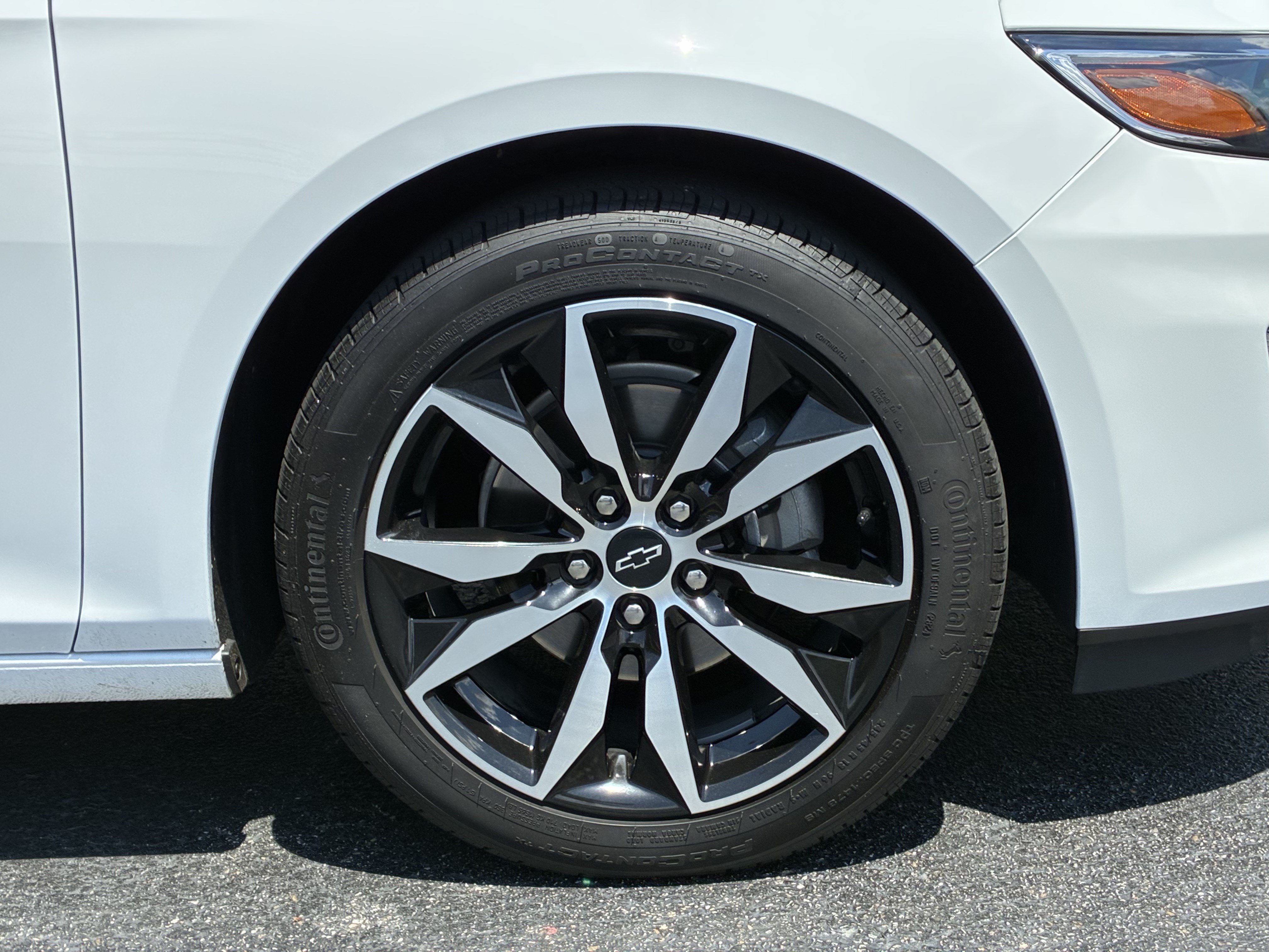 Used 2025 Chevrolet Malibu RS FWD image 6