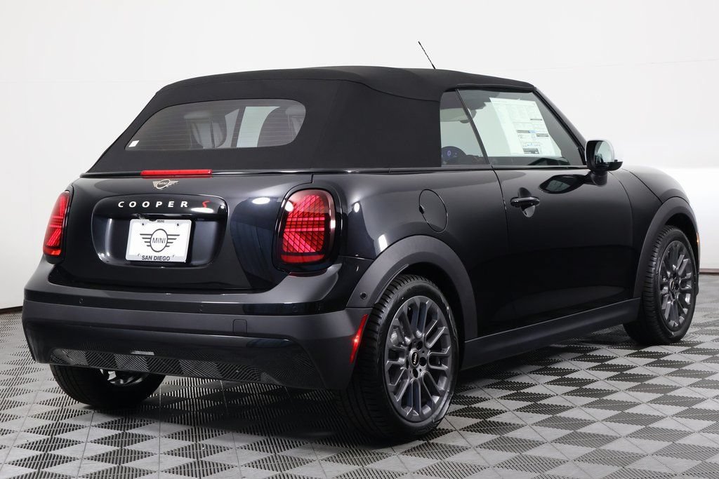 New 2026 MINI Cooper S FWD image 2