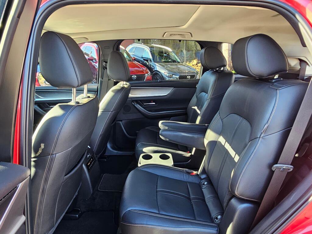 Certified 2024 MAZDA CX-90 Plug-In Hybrid w/ Premium Pkg image 15