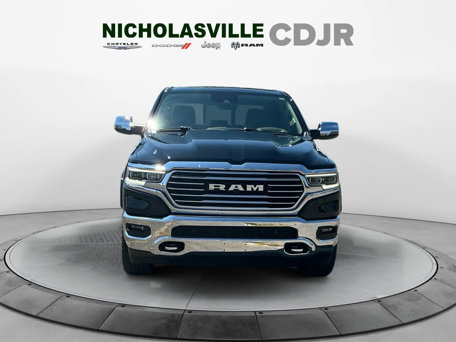 Used 2024 RAM 1500 Limited AWD/4WD image 8