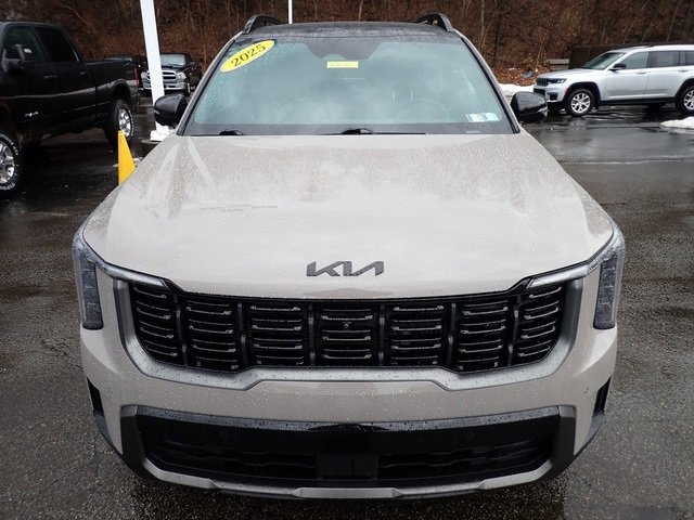 Used 2025 Kia Sorento SX Prestige w/ Olive Brown Leather Package image 10