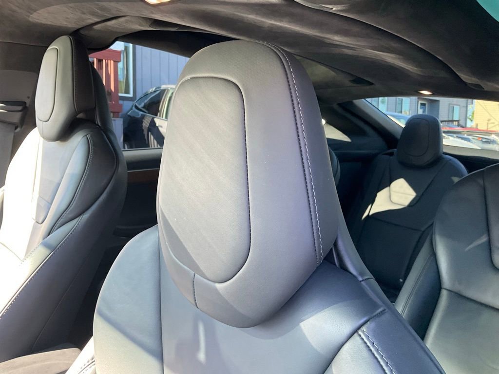 Used 2017 Tesla Model X 75D image 19