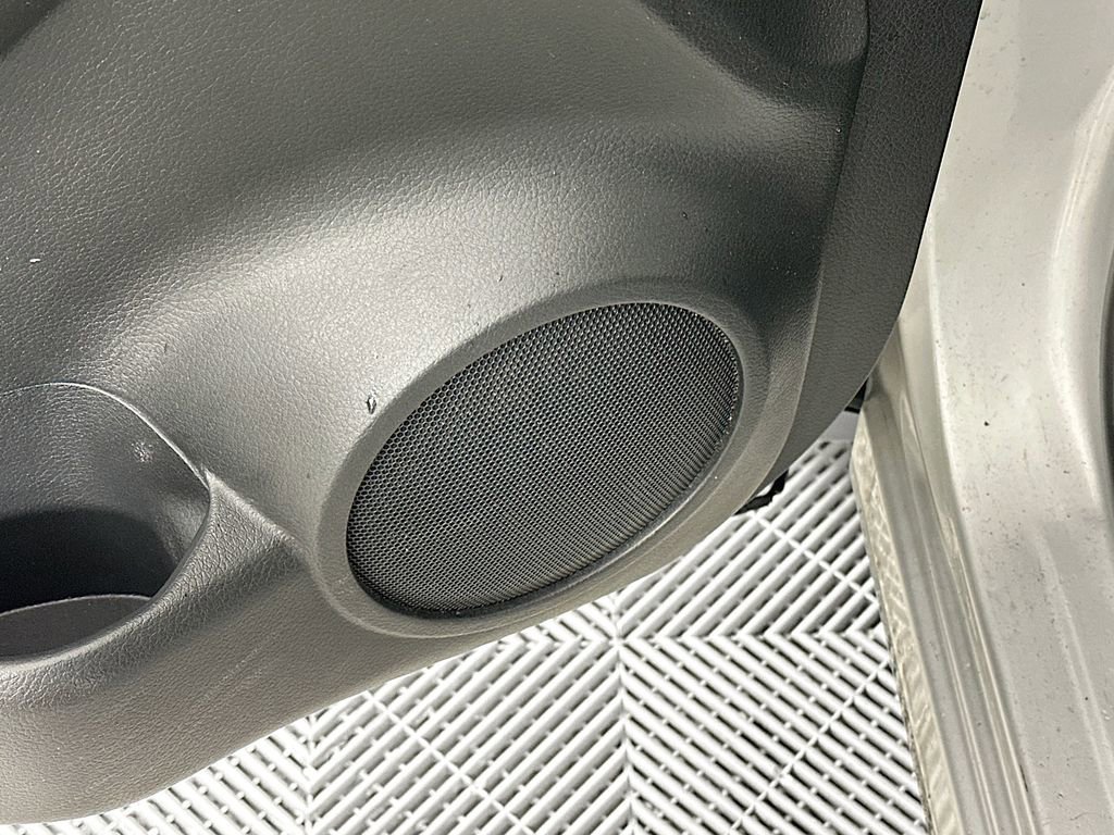 Used 2017 Nissan Rogue Sport SV w/ SV Premium Package image 25