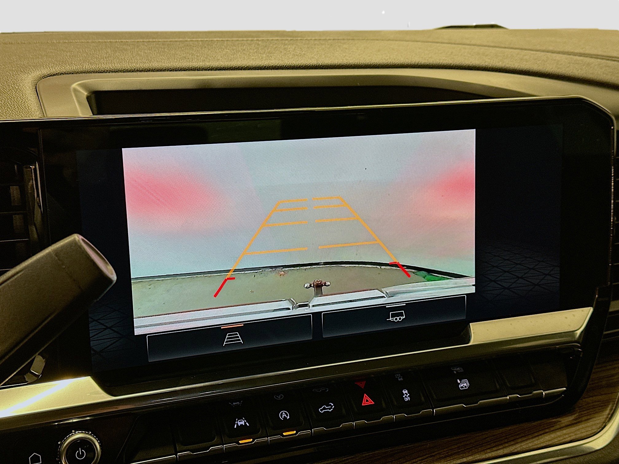 Used 2024 GMC Sierra 1500 Elevation image 23