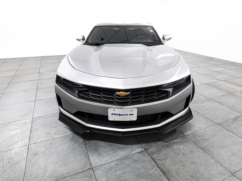 Used 2019 Chevrolet Camaro LT RWD image 2