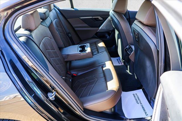 Certified 2024 BMW 530i xDrive w/ Convenience Package AWD/4WD image 25