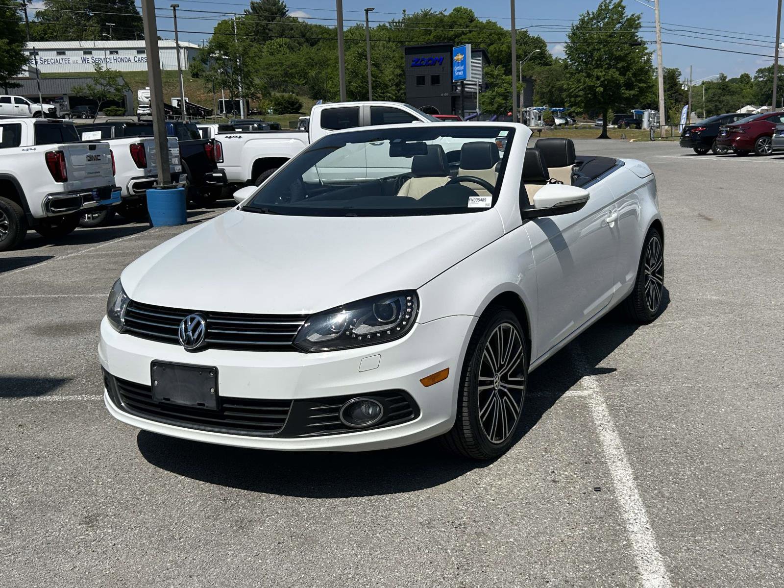 Used 2015 Volkswagen Eos Executive FWD image 7