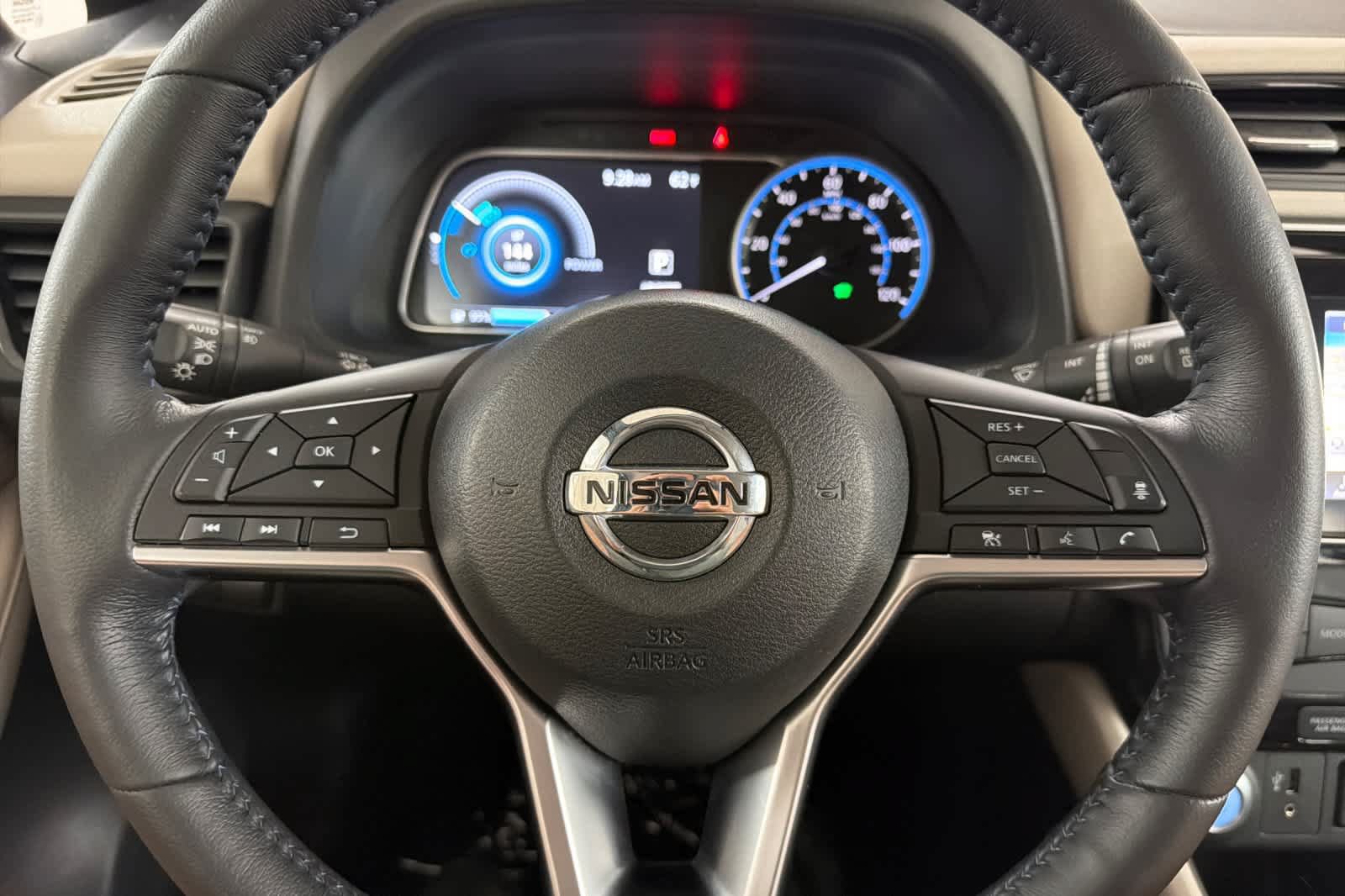 Used 2018 Nissan Leaf SL w/ Protection Package FWD image 24