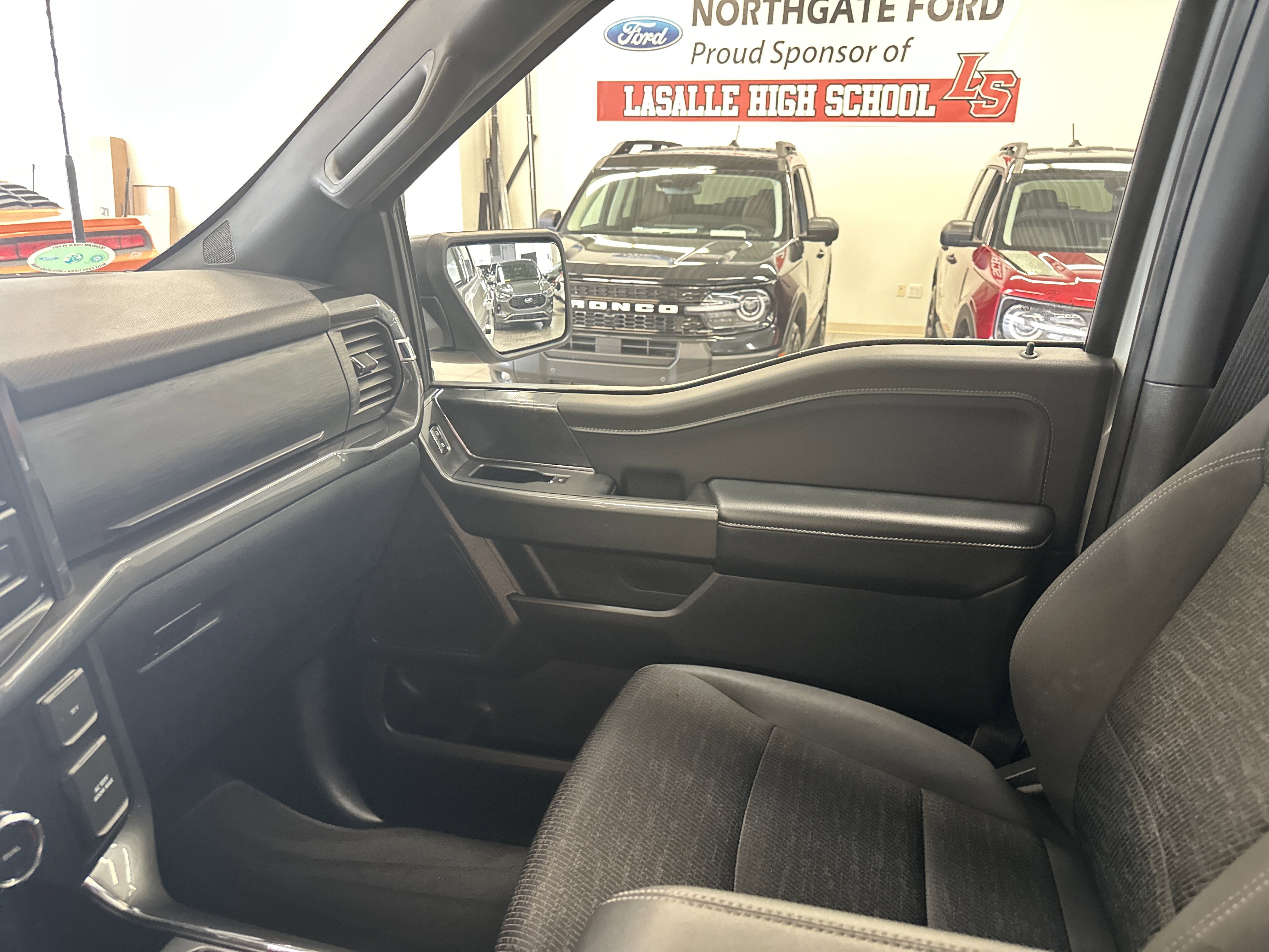 Used 2023 Ford F150 XLT w/ Equipment Group 302A High image 27