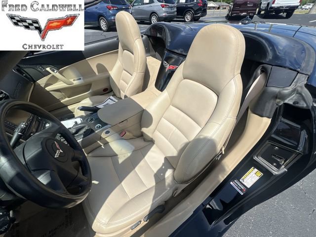 Used 2005 Chevrolet Corvette Convertible w/ Preferred Equipment Group RWD image 23