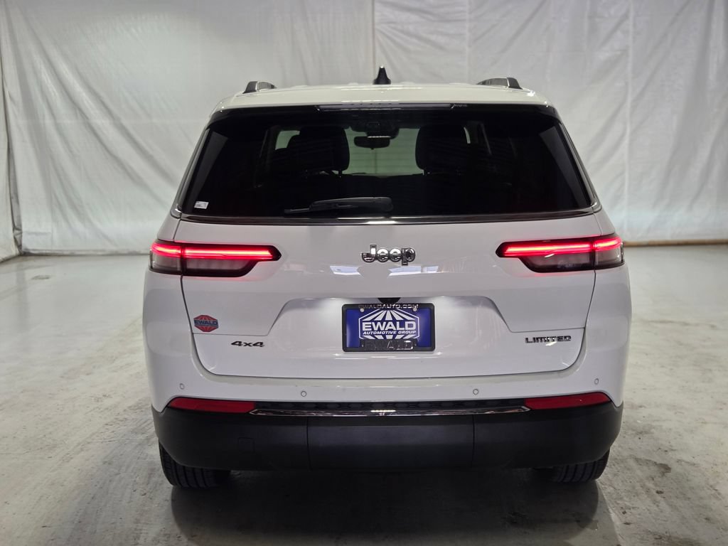 Used 2023 Jeep Grand Cherokee L Limited AWD/4WD image 24