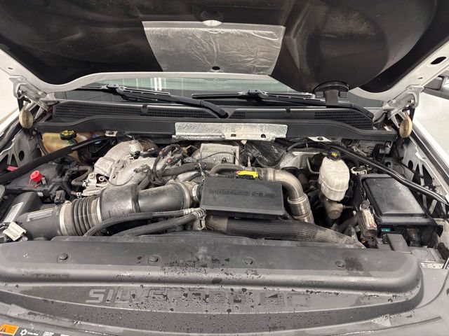 Used 2018 Chevrolet Silverado 2500 LTZ w/ LTZ Plus Package AWD/4WD image 18