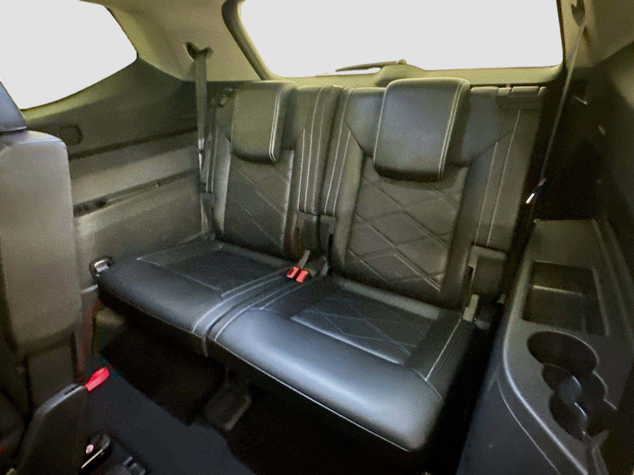 Used 2024 Volkswagen Atlas SE image 30