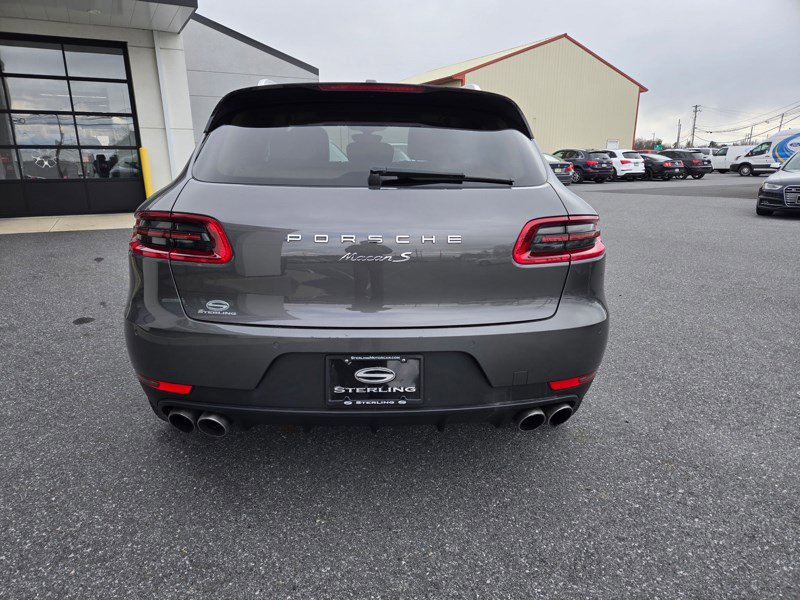 Used 2016 Porsche Macan S image 4