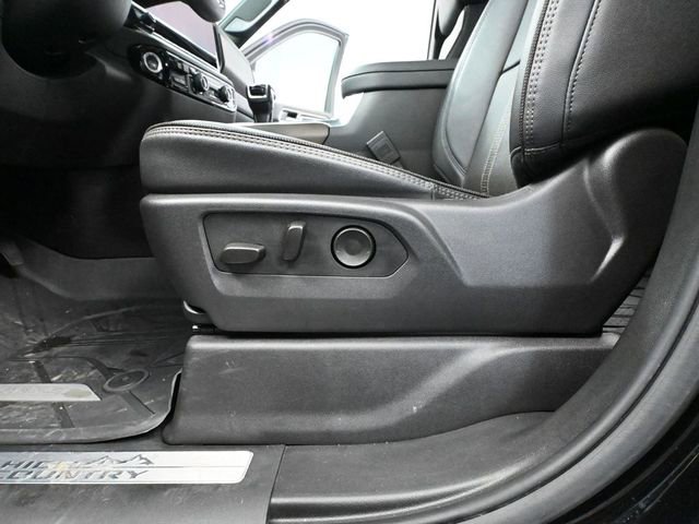 Used 2024 Chevrolet Silverado 1500 High Country w/ High Country Premium Package image 25