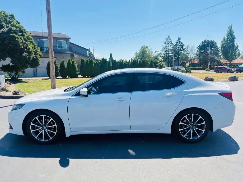 Used 2015 Acura TLX w/ Advance Package FWD image 2