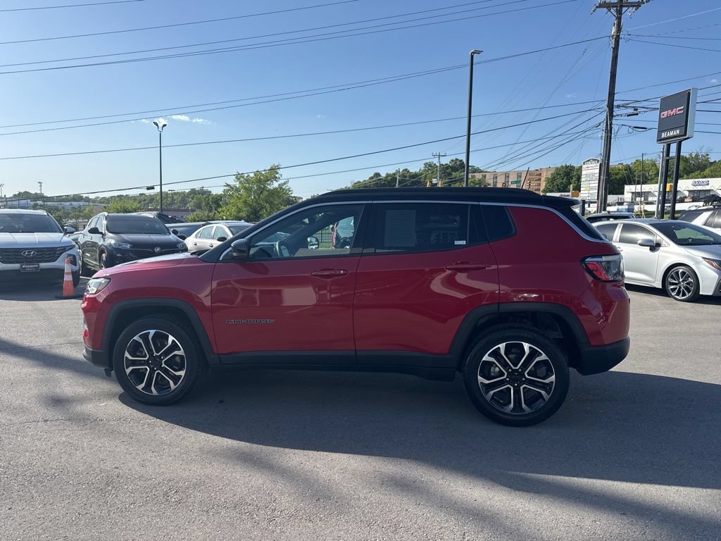 Used 2024 Jeep Compass Limited AWD/4WD image 4