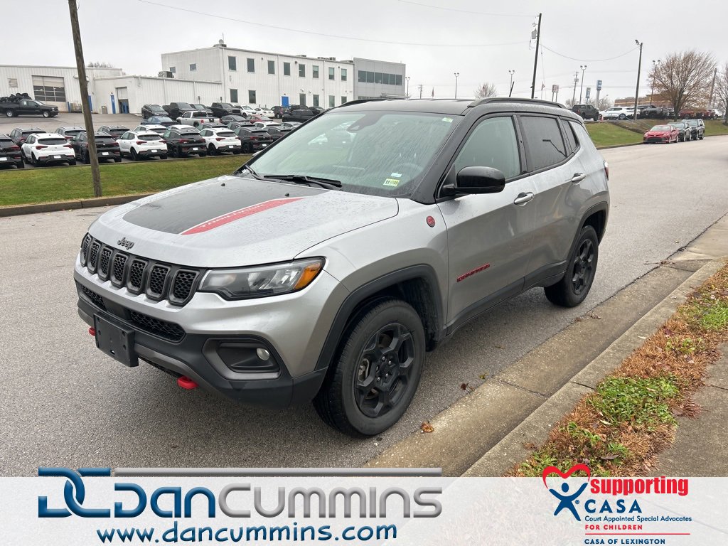 Used 2023 Jeep Compass Trailhawk image 1