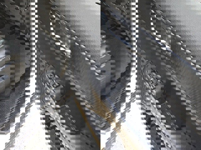 Used 2023 Jeep Grand Cherokee L Laredo image 31