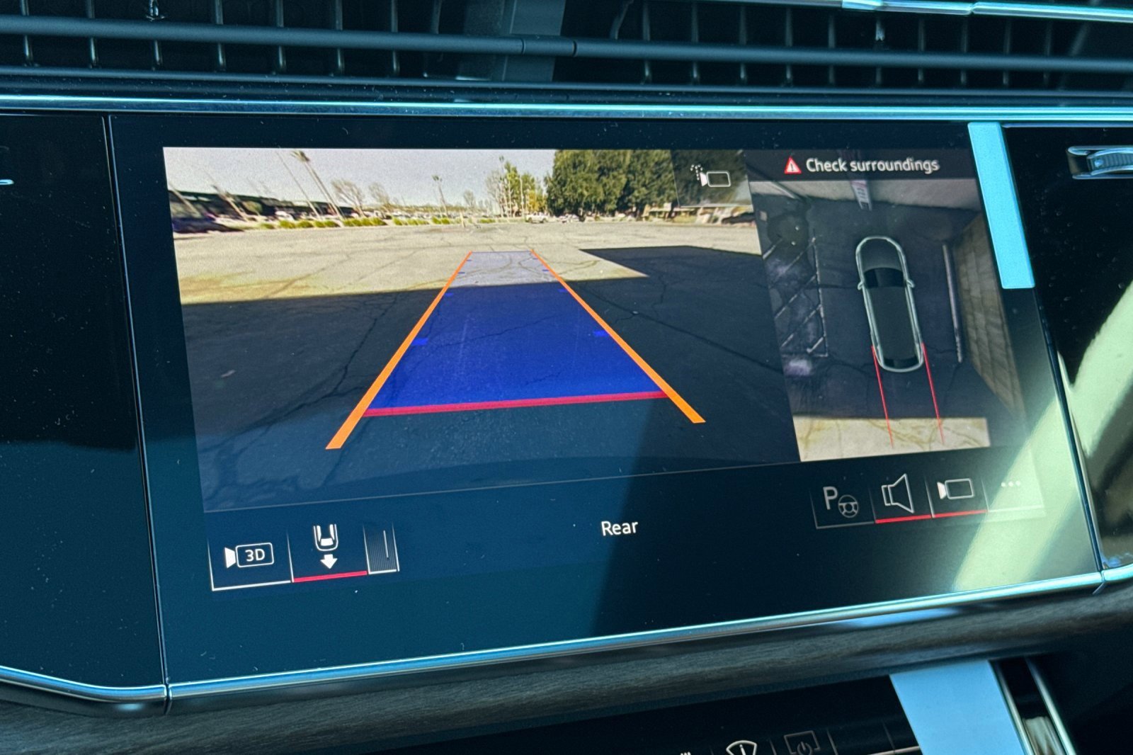 New 2026 Audi Q8 Prestige image 17