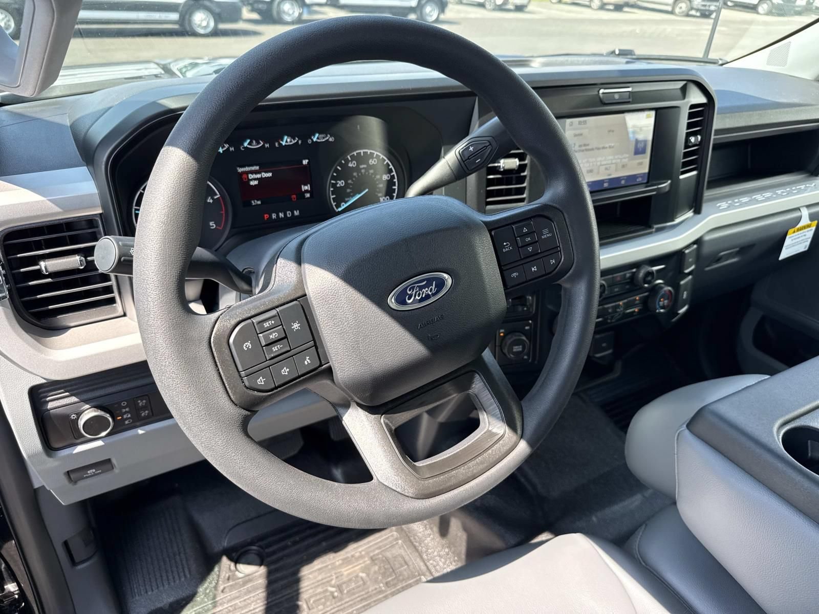 New 2026 Ford F550 4x4 Crew Cab Super Duty image 13