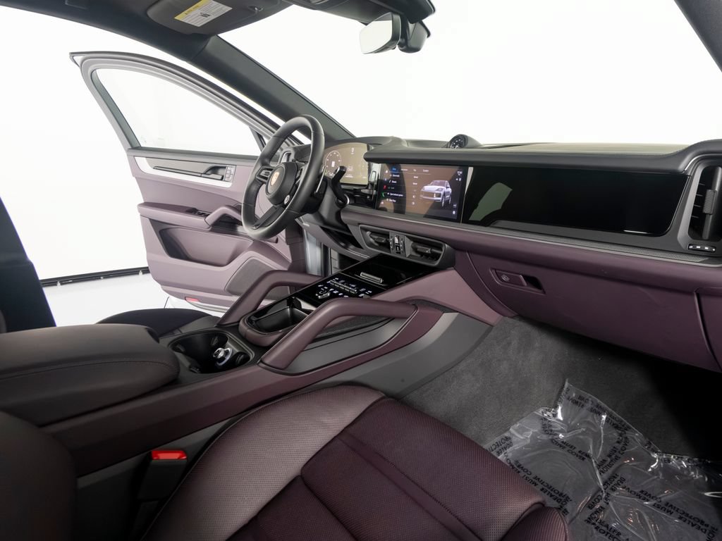 Certified 2026 Porsche Cayenne S AWD/4WD image 34
